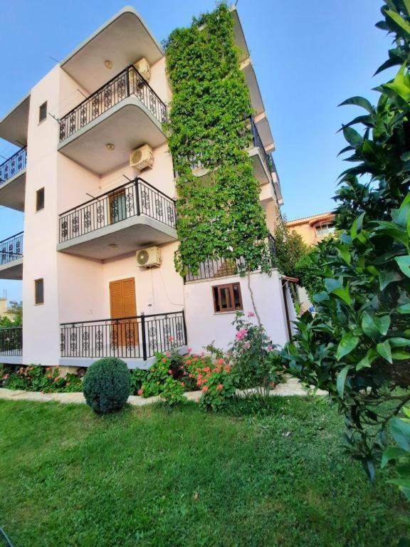 كساميل Villa Festim المظهر الخارجي الصورة